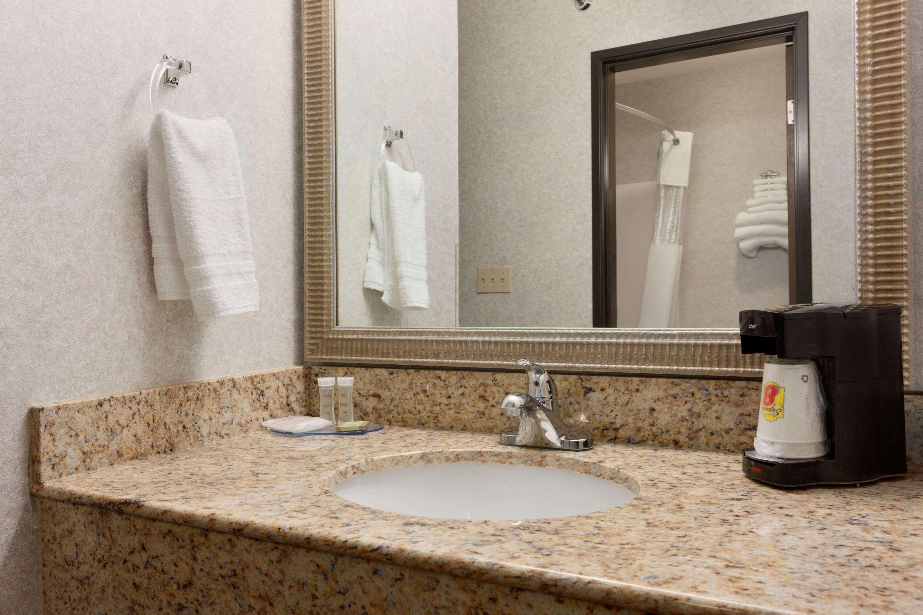 Riverdale Inn West Springfield Dış mekan fotoğraf
