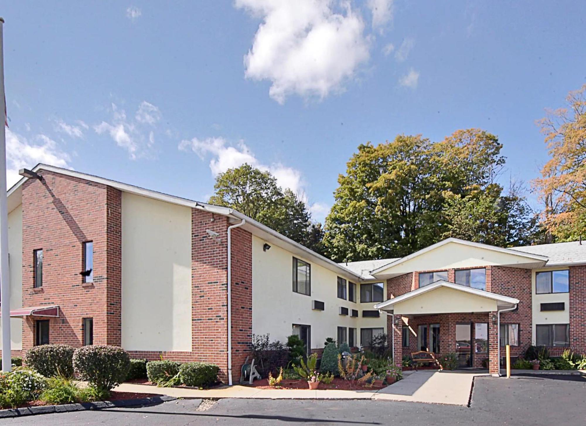 Riverdale Inn West Springfield Dış mekan fotoğraf